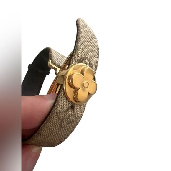 LOUIS VUITTON Monogram Mini Lin Wish Bracelet - Picture 6 of 14